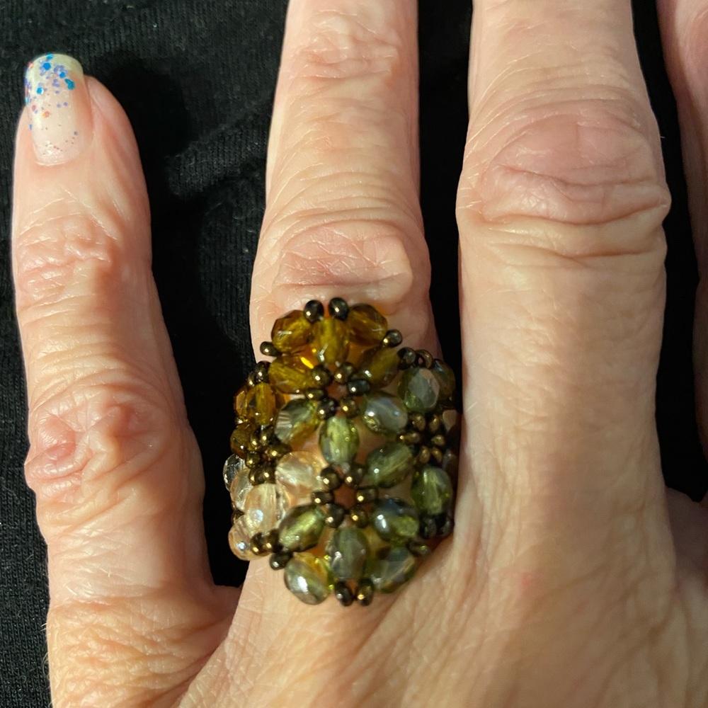 Italian Glass Ring - Picture 2 of 3